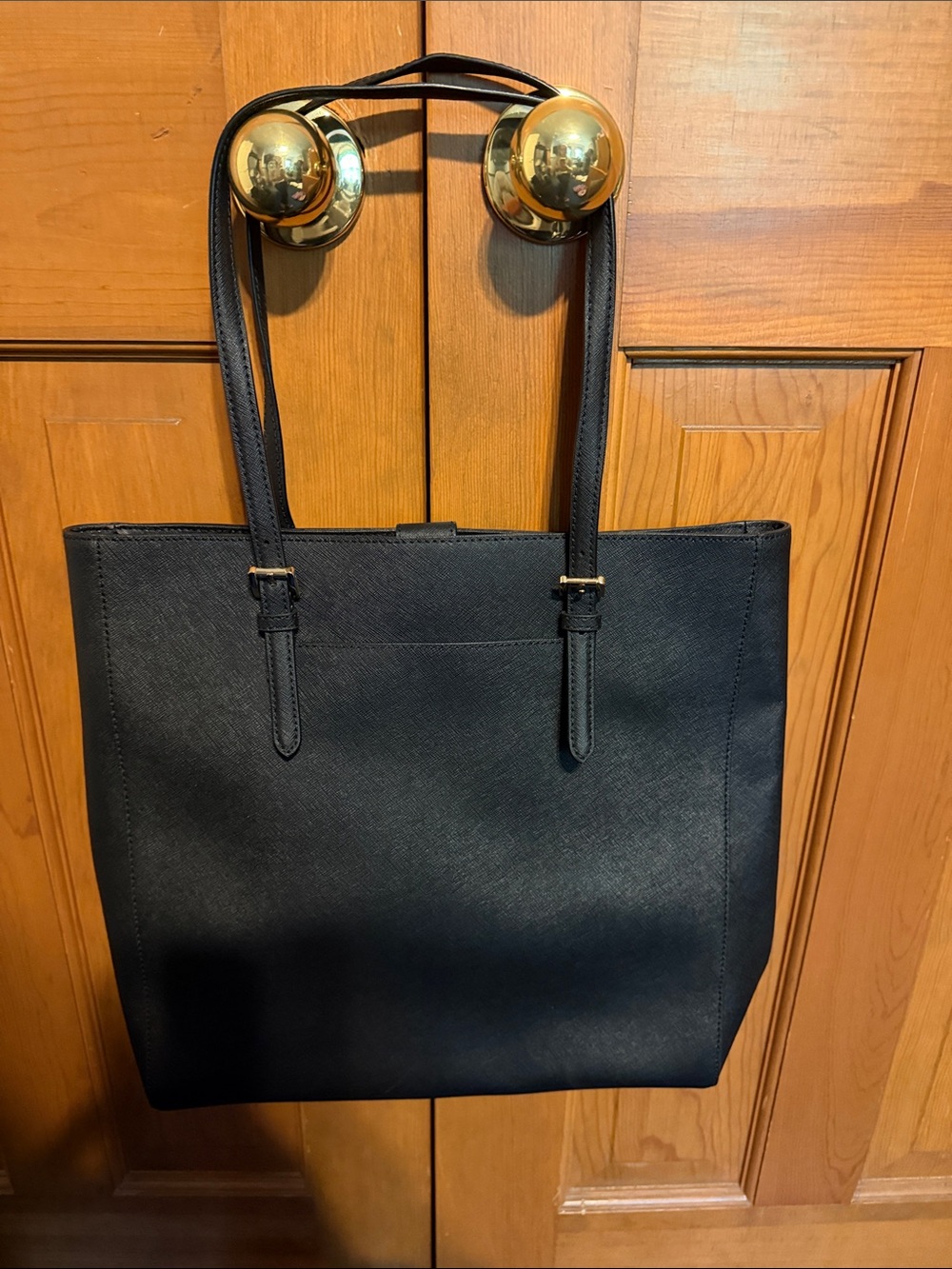 Classic Black Leather Tote Bag - Michael Kors Style - Picture 2 of 4